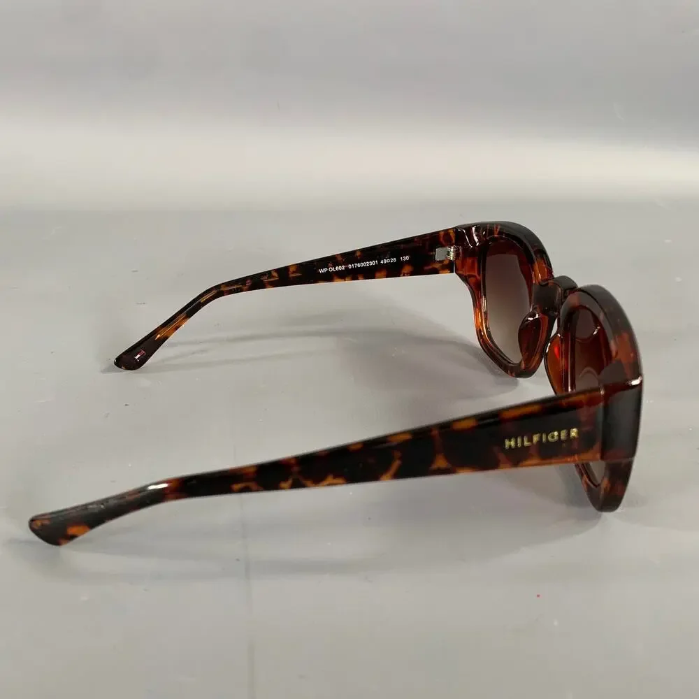 TOMMY HILFIGER Brown Tortoise Sunglasses